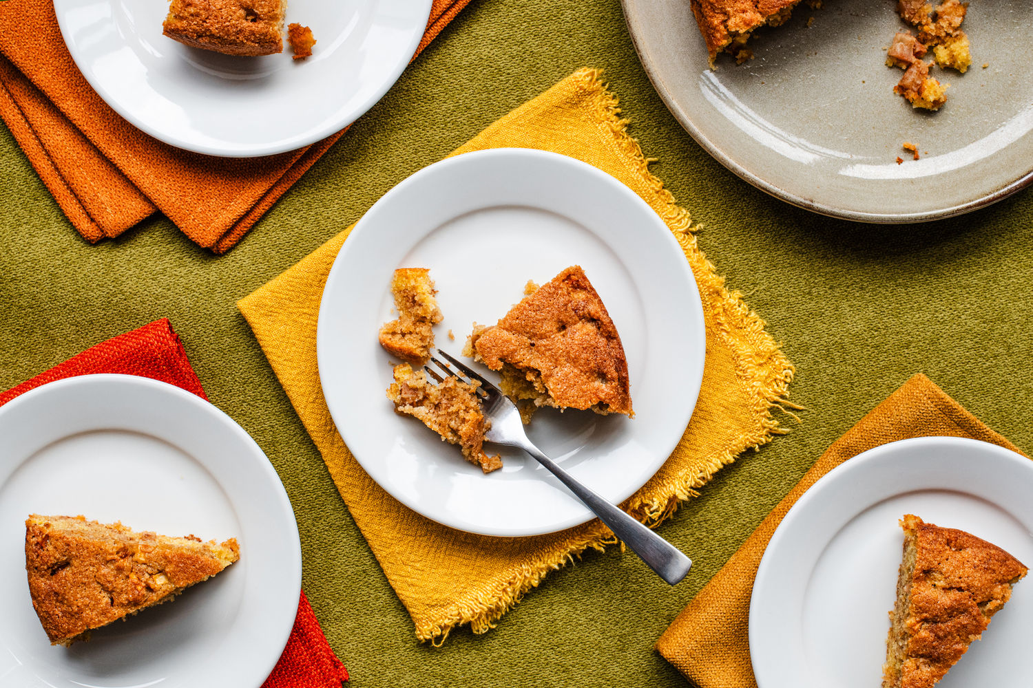 Apple, Cinnamon, and Almond Cake | The Doctor's Kitchen