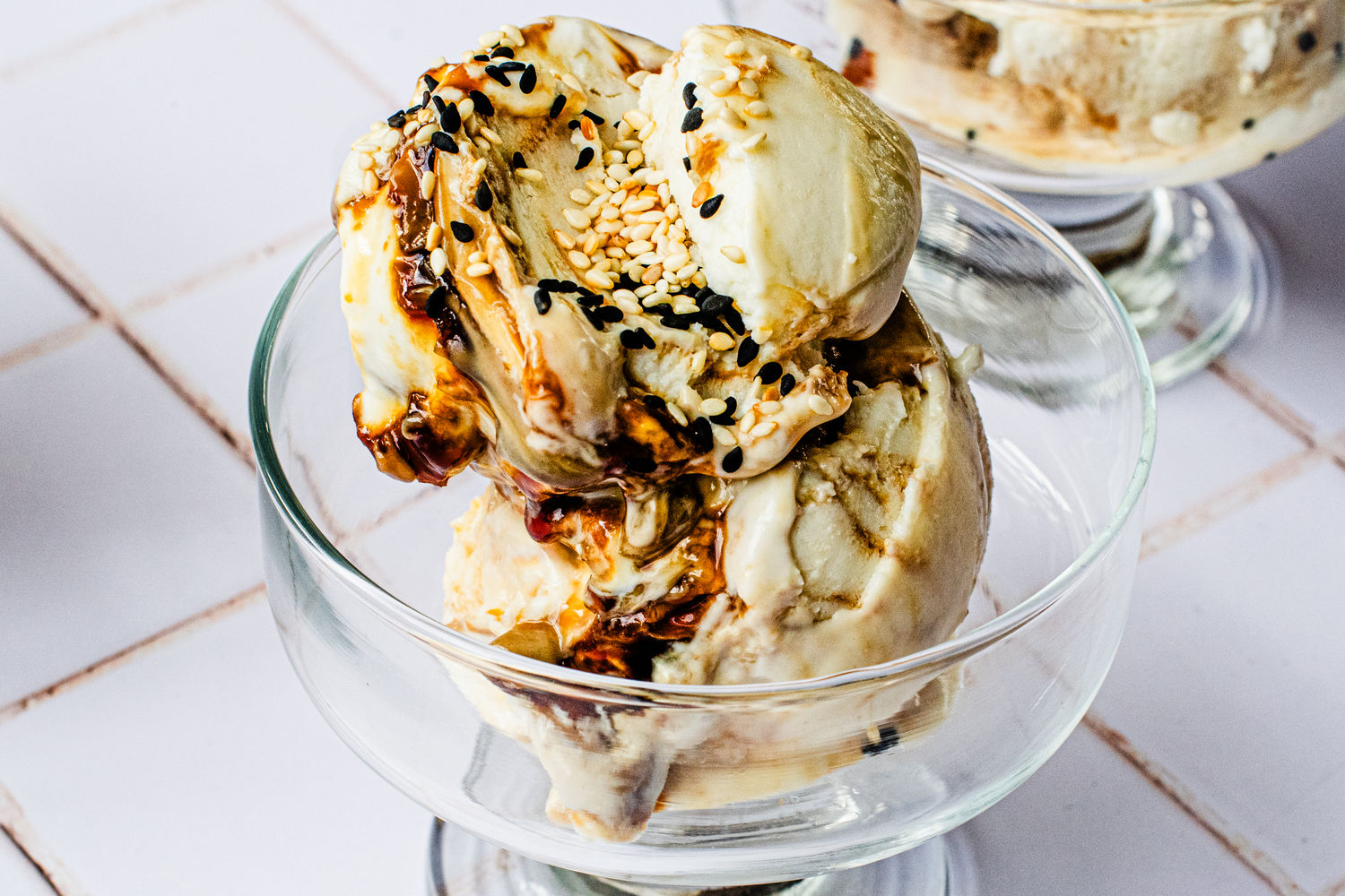 Tahini and Date Frozen Yoghurt | The Doctor's Kitchen