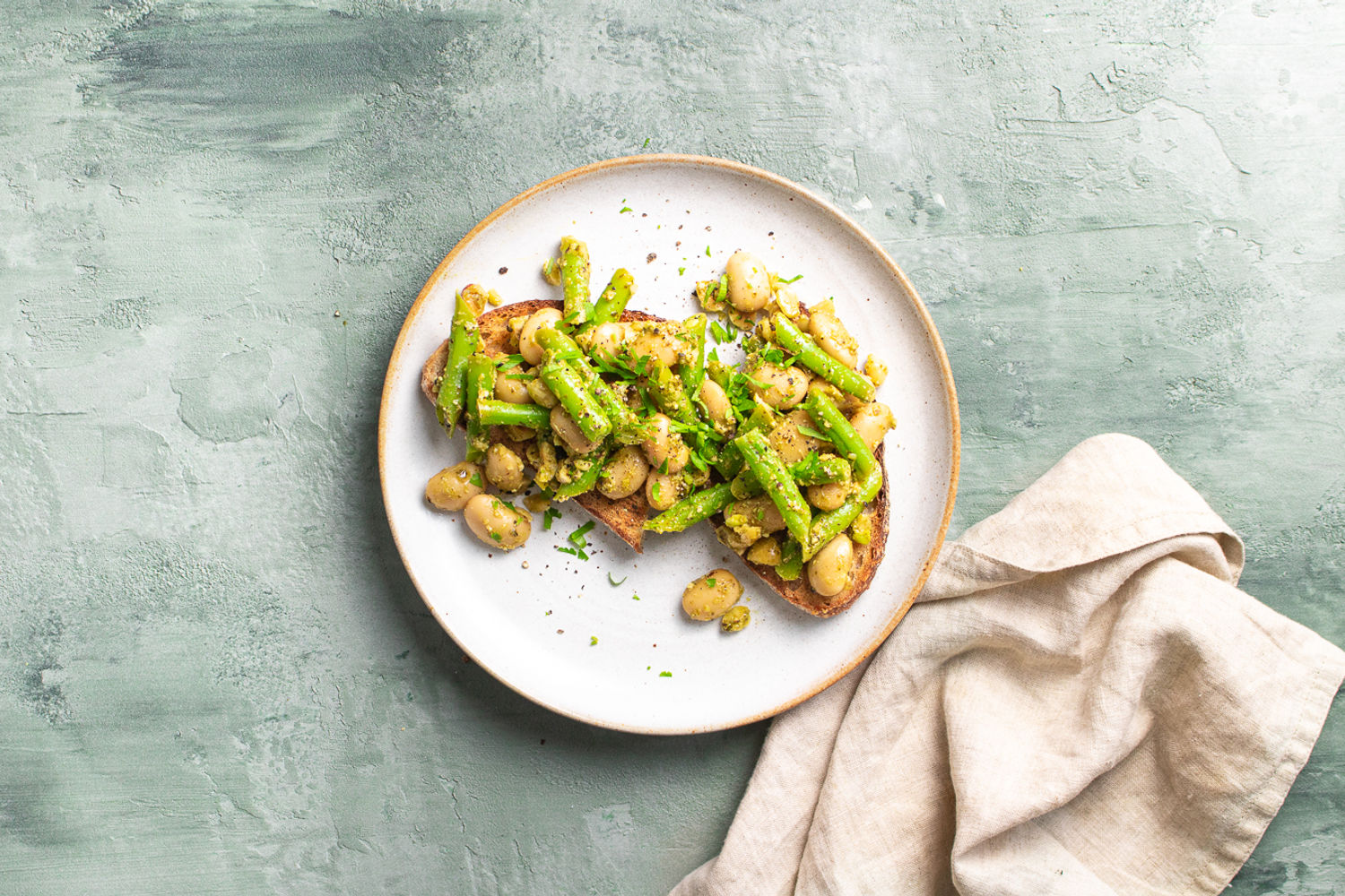 Pesto Butter Beans | The Doctor's Kitchen