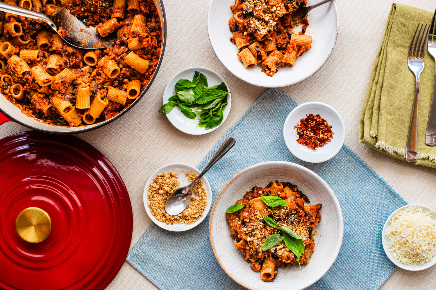 Pulled Aubergine Ragu with Lentils and Walnuts | The Doctor's Kitchen